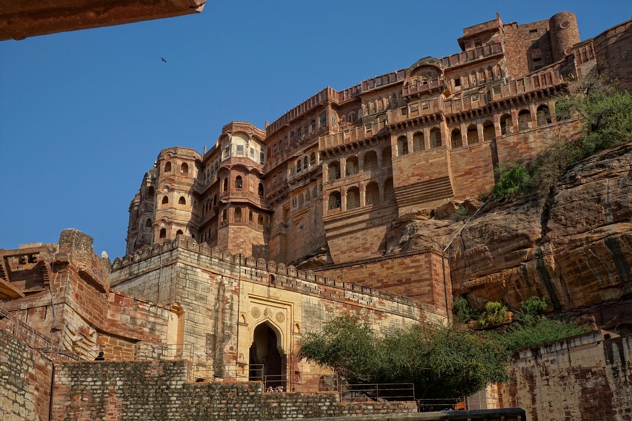 8 Days Rajasthan Heritage Tour: Jaipur, Jodhpur, Jaisalmer & Udaipur