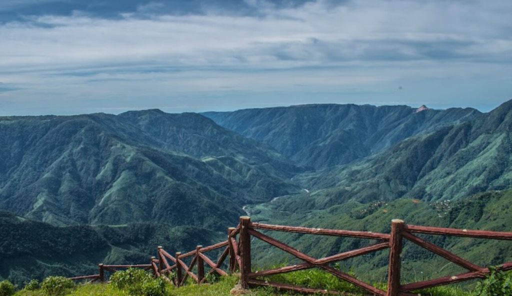 7 Nights 8 Days Guwahati to Meghalaya tour package with trekking.